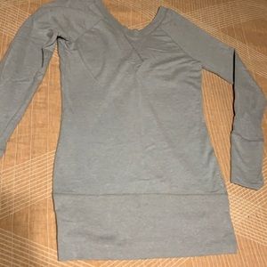 Reebok low back sweatshirt. Like New